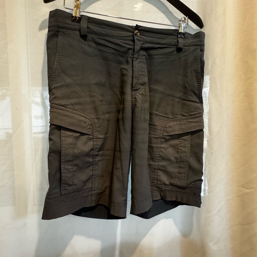 Men's Charcoal Cargo Shorts